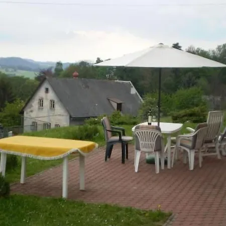 Na Hora Mit Garten- Grill Und Terrasse By Interhome * Male Svatonovice