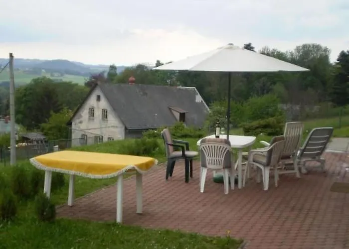 Na Hora Mit Garten- Grill Und Terrasse By Interhome * Male Svatonovice